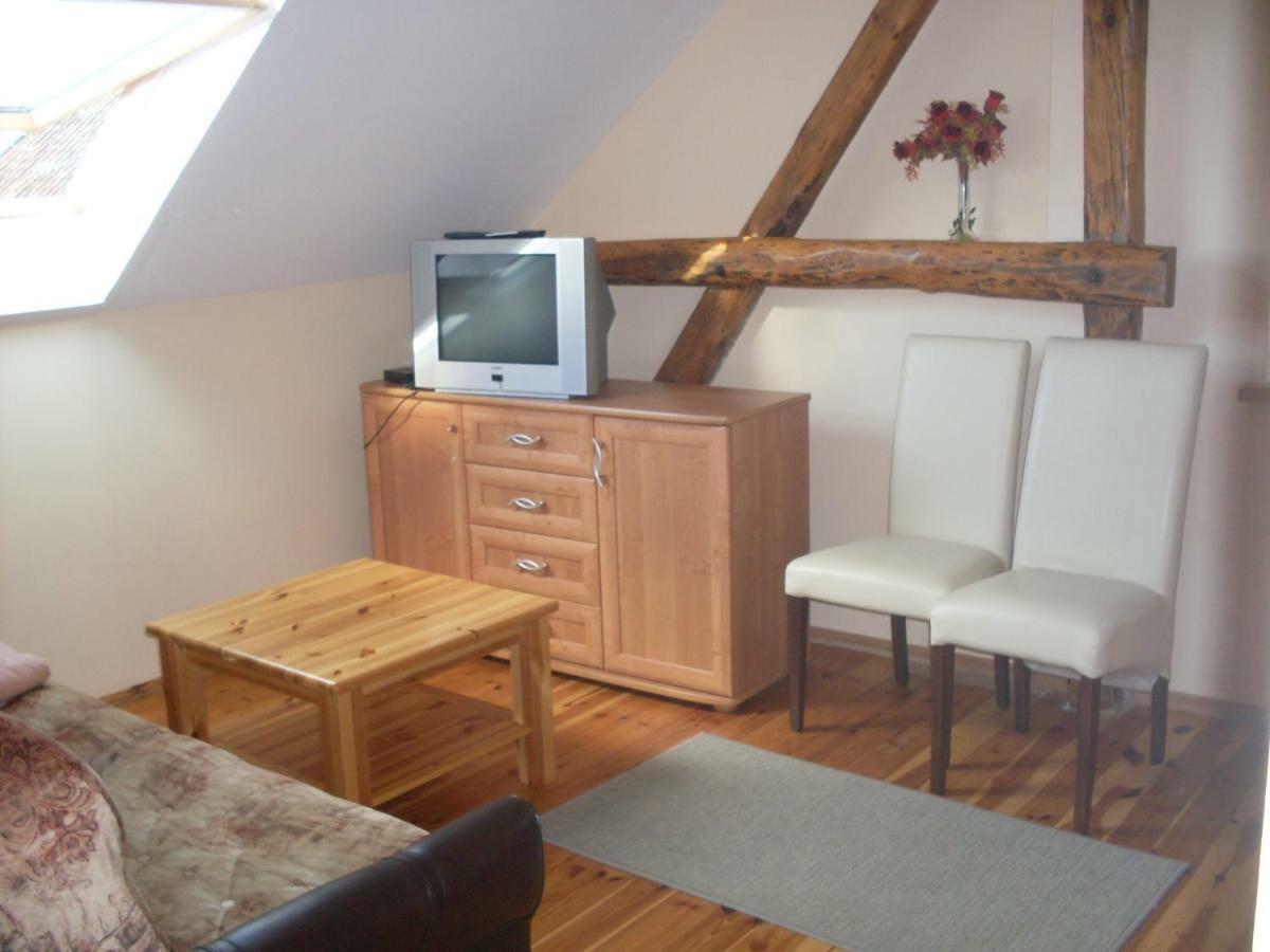 Apartamenty Wakacyjne Nad Jeziorem Juksty Mragowo Exterior photo